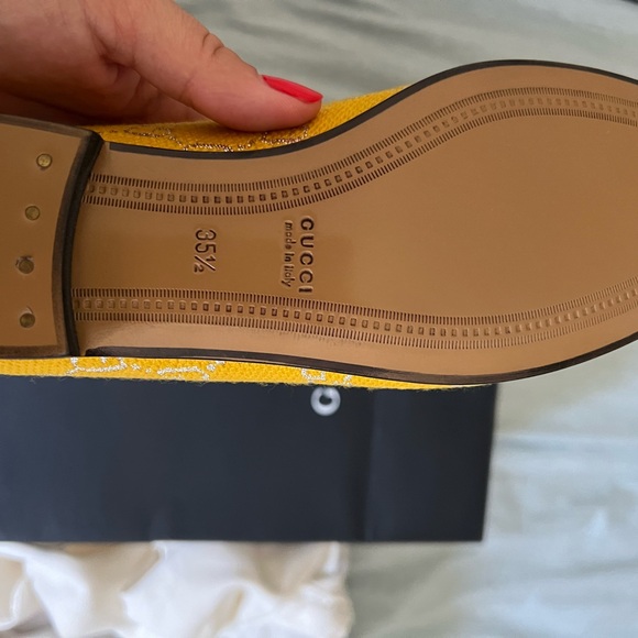 Gucci Women's Jordan loafer in yellow and silver fabric - Picture 4 of 9
